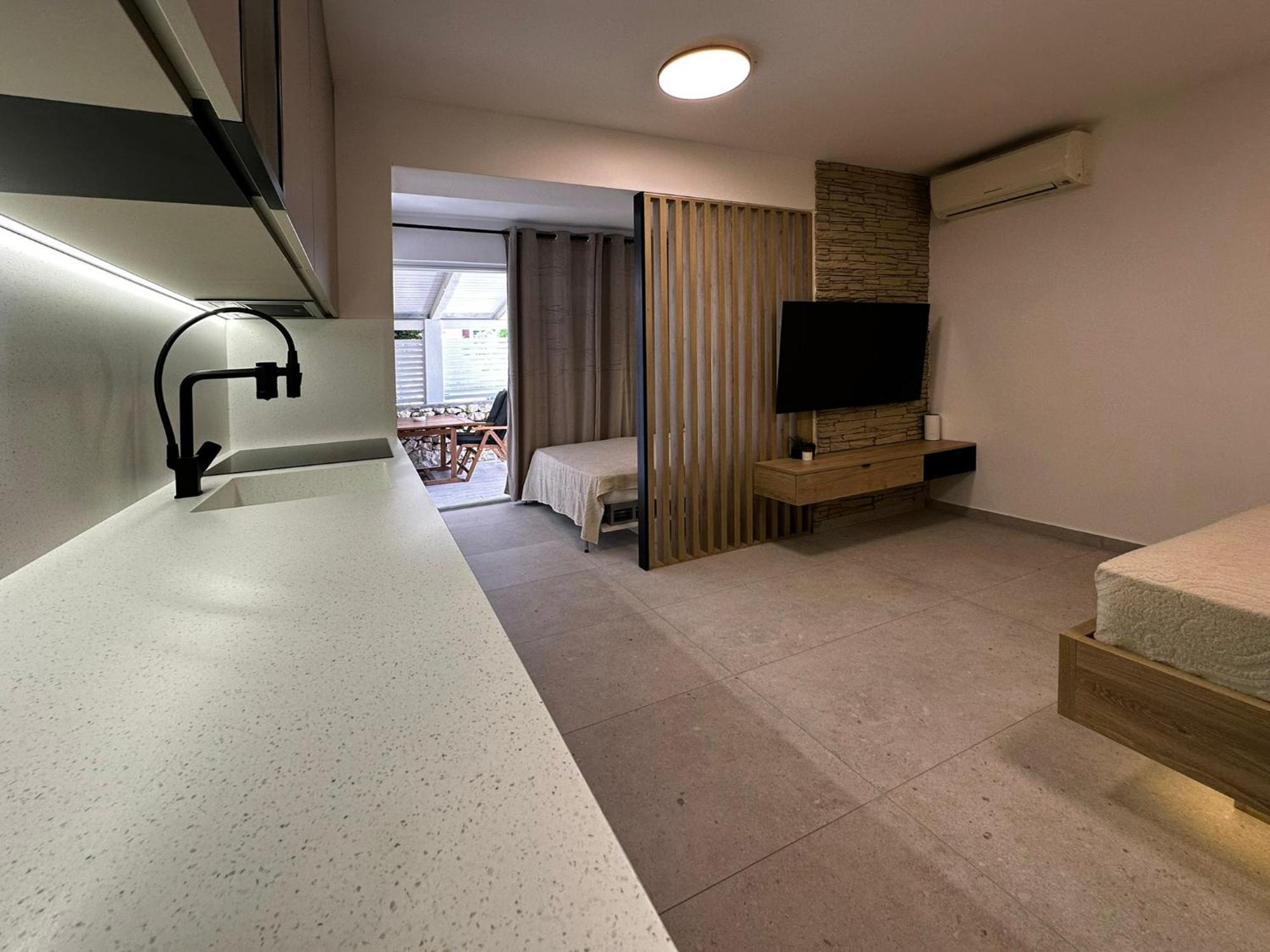 Studio Apartments Lace Novalja Zewnętrze zdjęcie