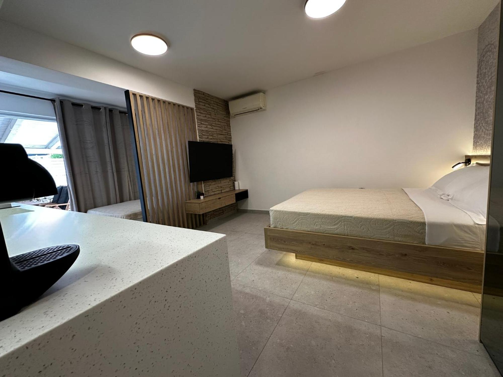 Studio Apartments Lace Novalja Zewnętrze zdjęcie